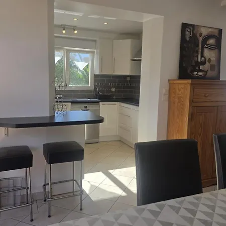 Beautiful With Garden Near Frejus